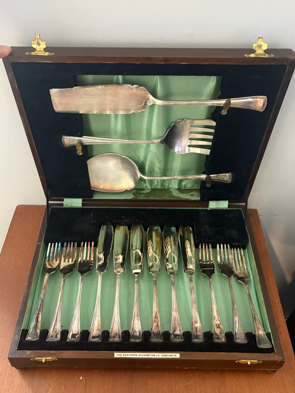 Vintage Northern Goldsmiths Co. Newcastle Cased Cutlery Set β¨